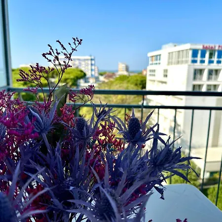 Front Sabbiadoro Daire Lignano Sabbiadoro