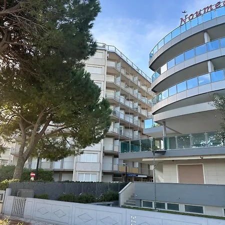 Front Sabbiadoro * Lignano Sabbiadoro